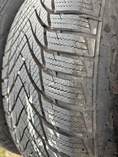 Minerva 215/60 R16 Zimska