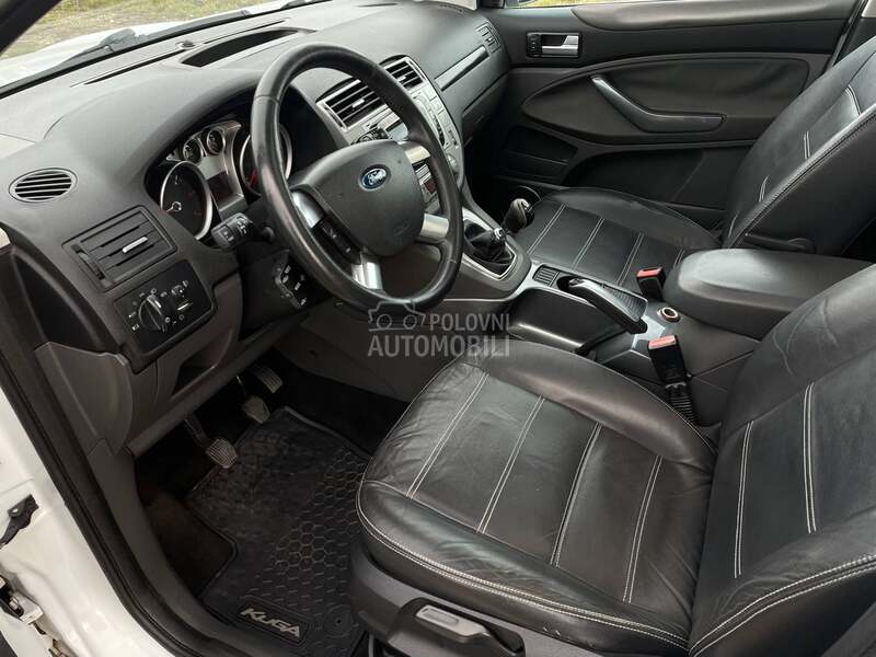 Ford Kuga 4x4 Titanium