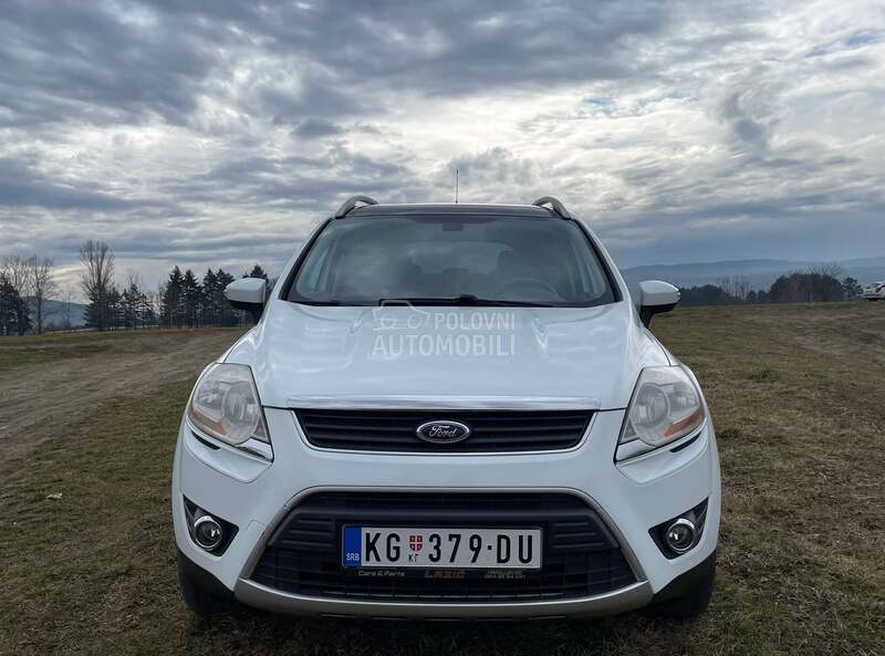 Ford Kuga 4x4 Titanium