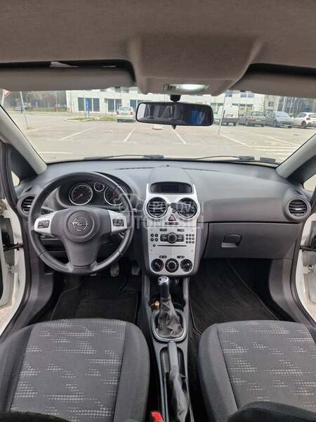 Opel Corsa D 