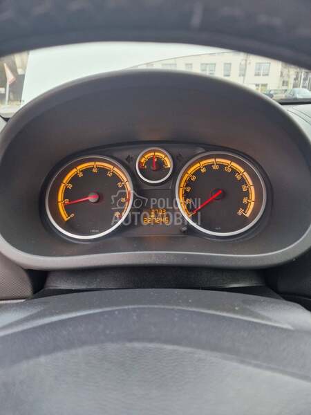 Opel Corsa D 