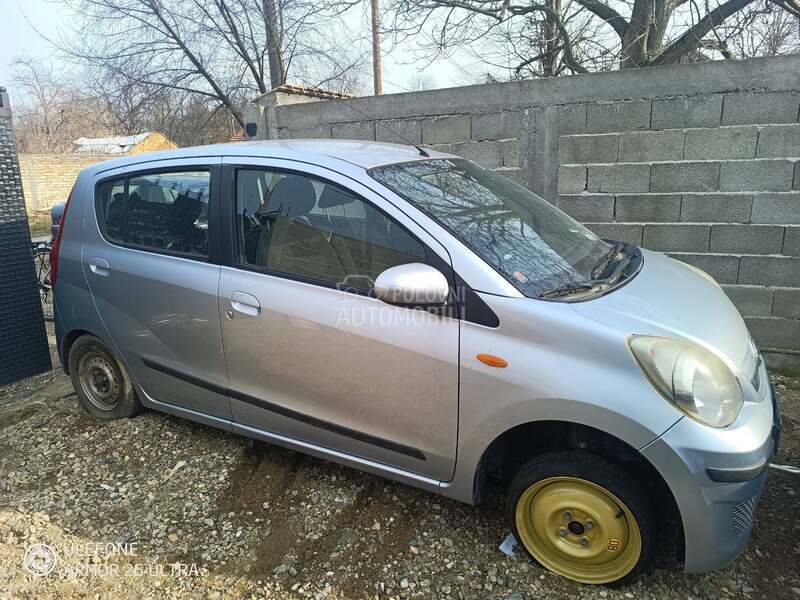 Daihatsu Cuore 