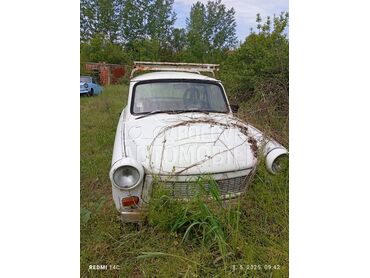 Trabant 601 dva komada