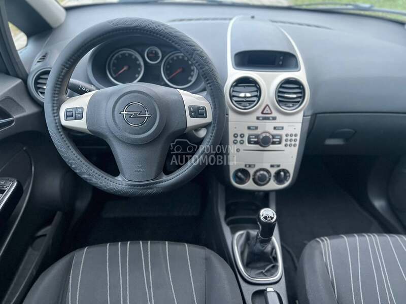 Opel Corsa D 