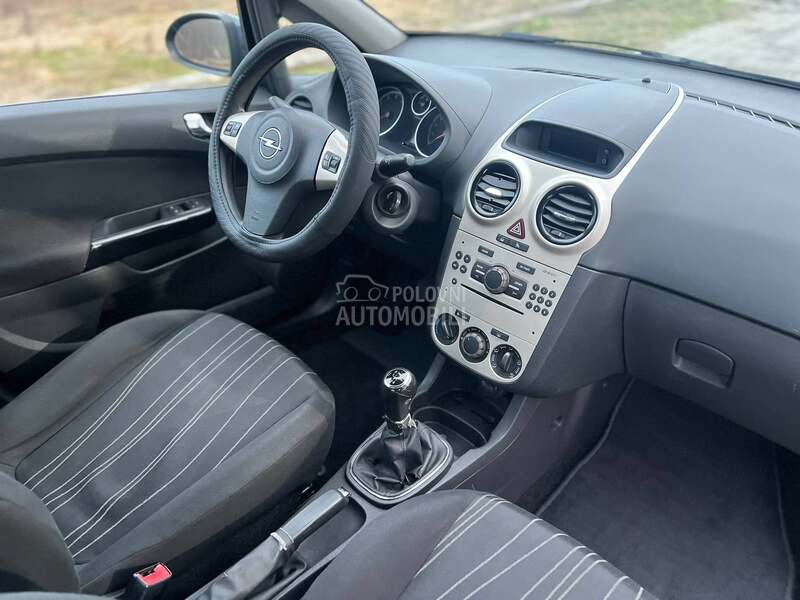 Opel Corsa D 