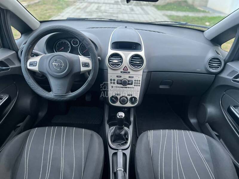 Opel Corsa D 