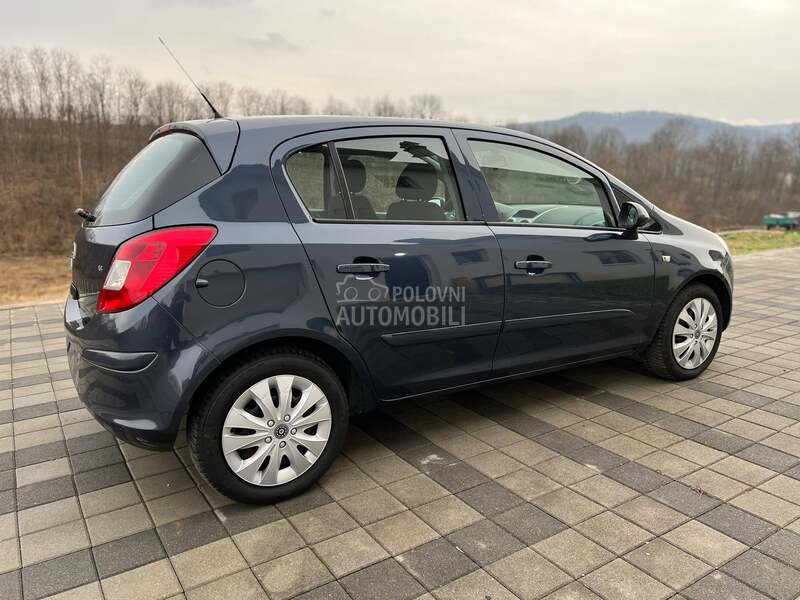 Opel Corsa D 