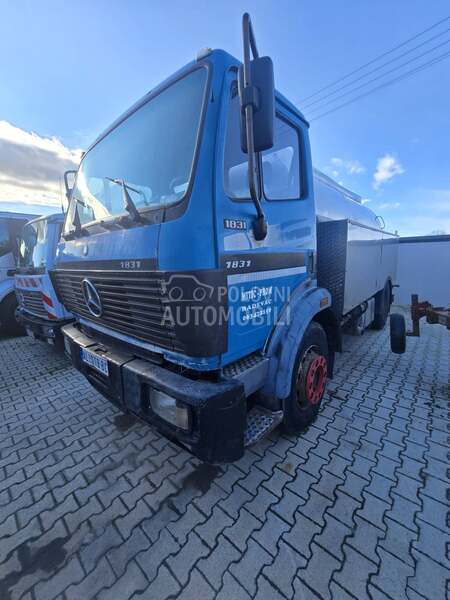 Mercedes Benz 1831