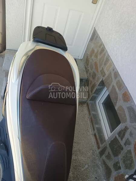 Piaggio X10 350 Excutive