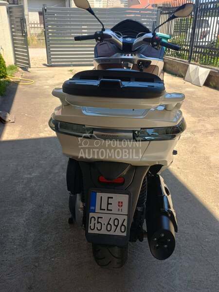 Piaggio X10 350 Excutive