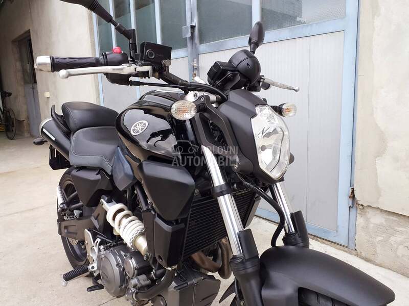 Yamaha MT  03