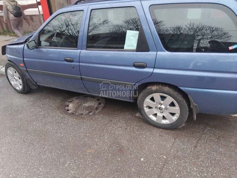 Ford Escort 