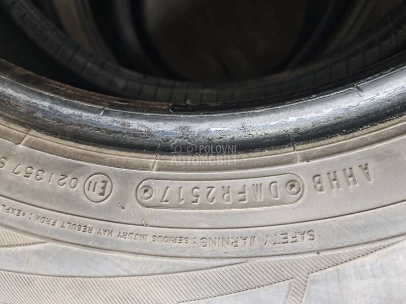 Falken 215/65 R16 Zimska