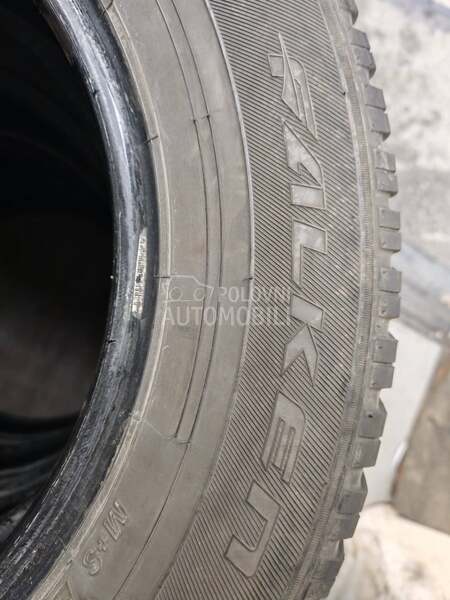Falken 215/65 R16 Zimska