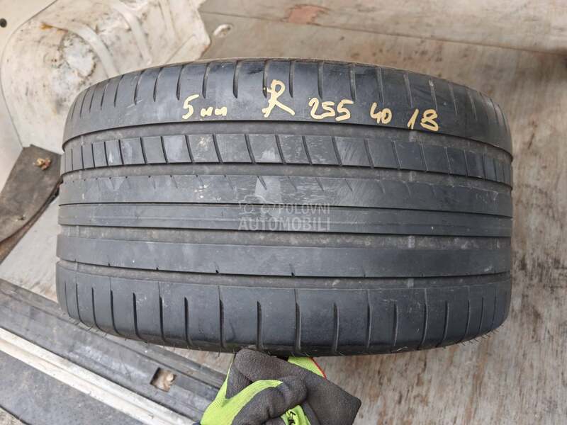 Goodyear 255/40 R18 Letnja