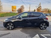 Peugeot 208 GT line F U L