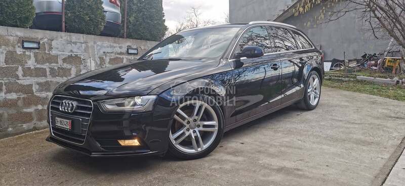 Audi A4 2.0 TDI S line//CH