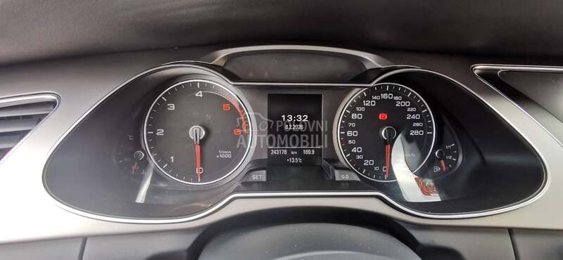 Audi A4 2.0 TDI S line//CH