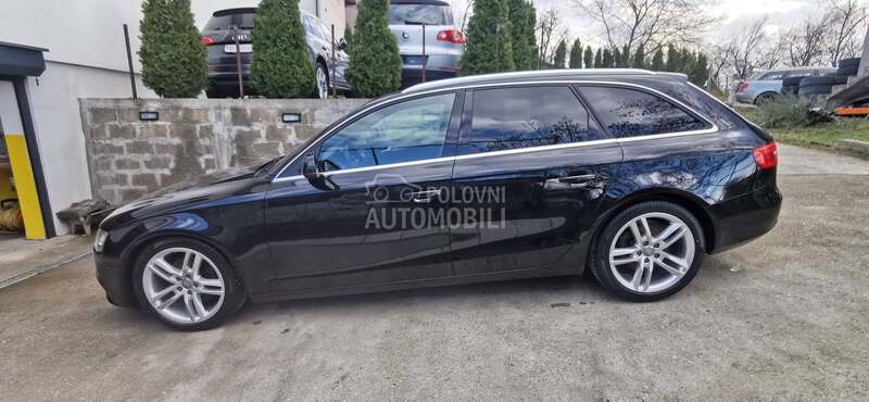 Audi A4 2.0 TDI S line//CH