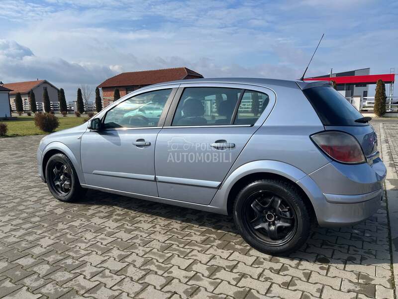 Opel Astra H 1.7CDTI