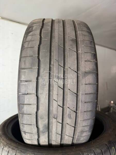 Hankook 235/35 R19 Letnja