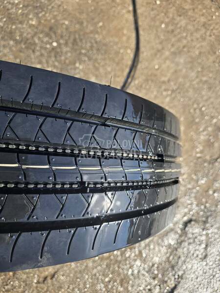 Firestone 215/75 R17.5 Sve sezone