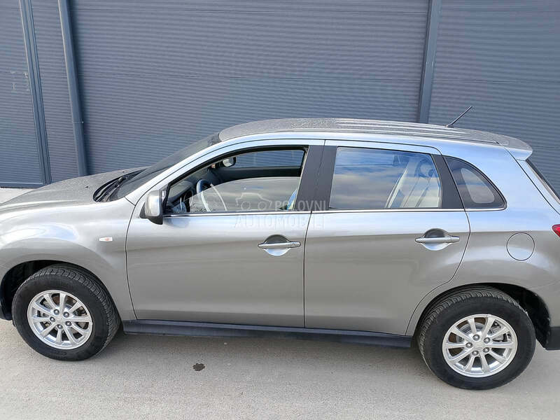 Mitsubishi ASX 
