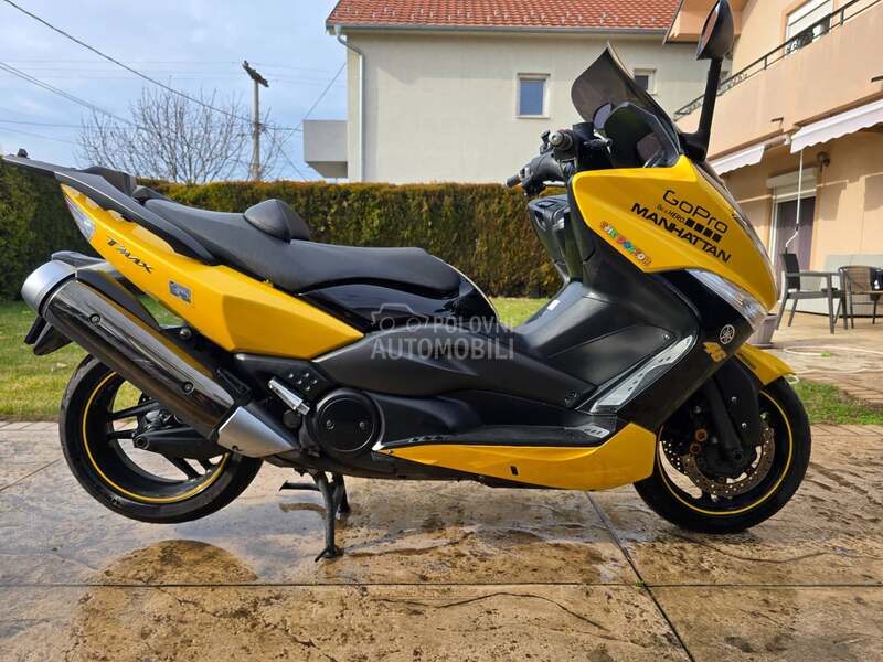 Yamaha T-max
