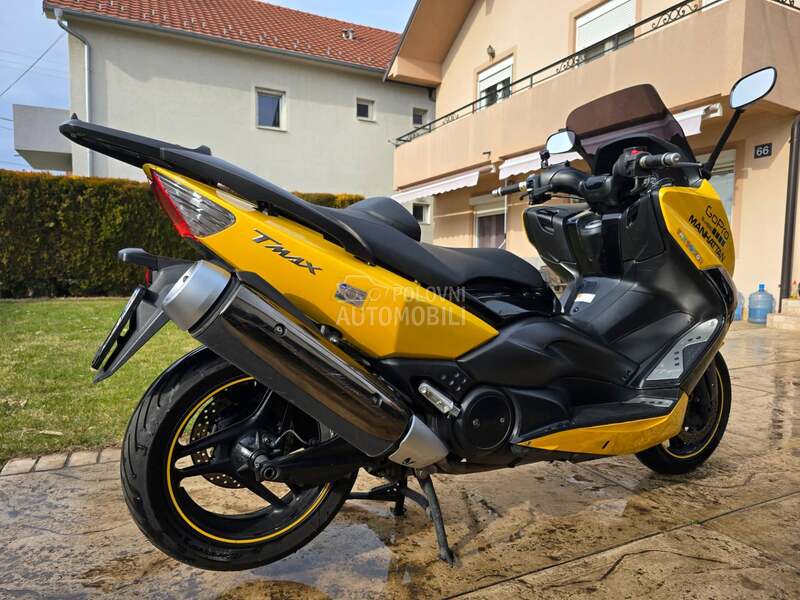 Yamaha T-max