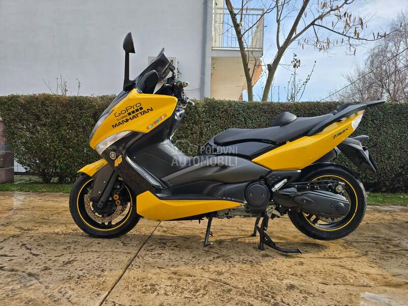 Yamaha T-max