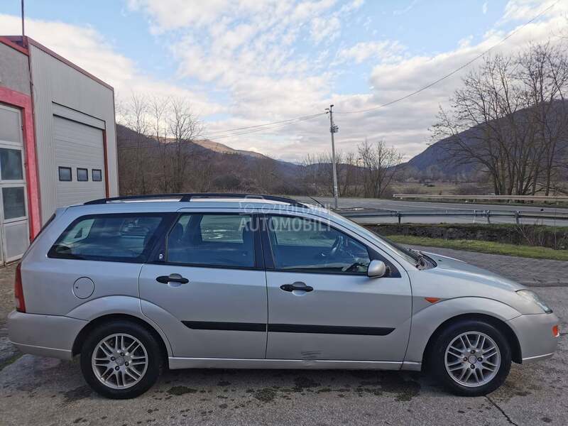 Ford Focus 1.8
