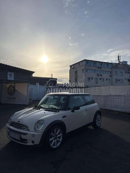 MINI Cooper 1.6