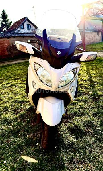 Suzuki burgman