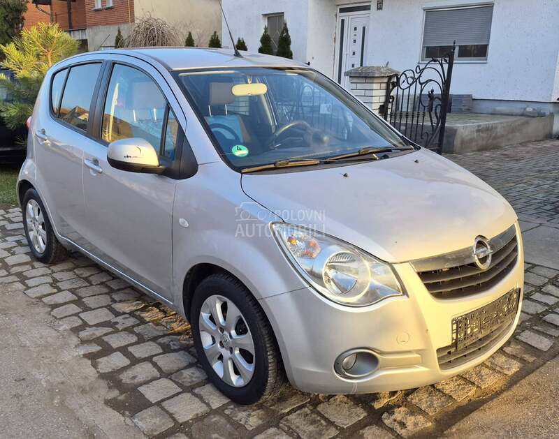 Opel Agila 