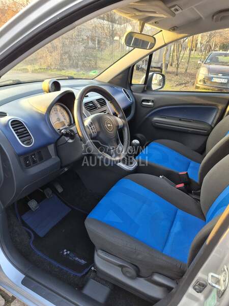 Opel Agila 