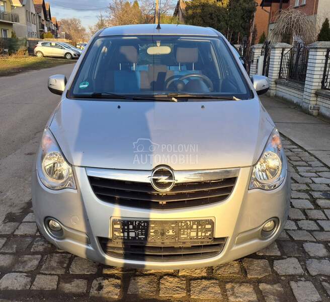 Opel Agila 