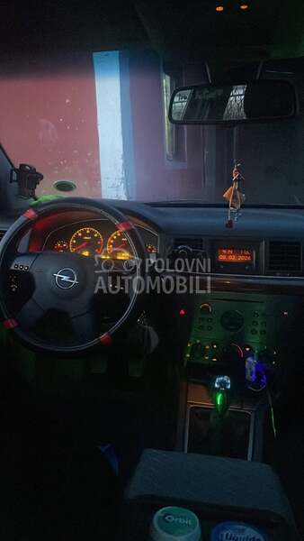 Opel Vectra C 2.0 DTI