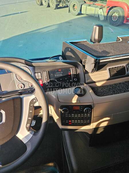 MAN Performance Lion