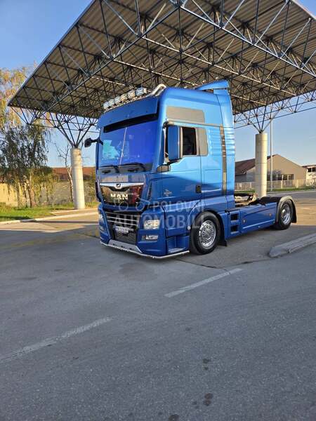 MAN Performance Lion