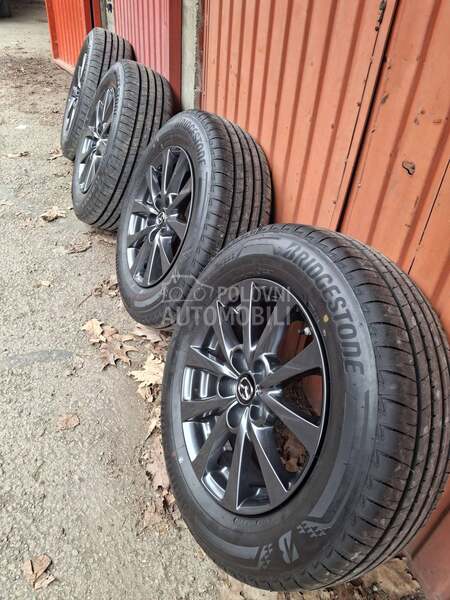 Bridgestone 215/65 R16 Letnja