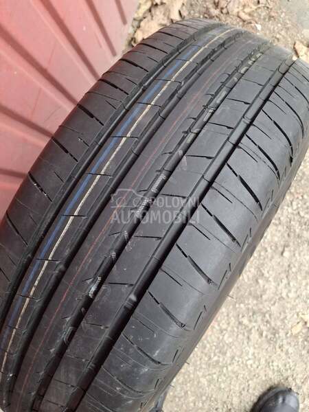 Bridgestone 215/65 R16 Letnja