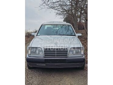 Mercedes Benz E 320 