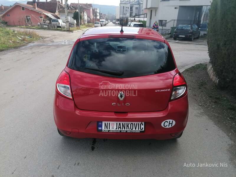 Renault Clio 1.2i EXCEPTION CH
