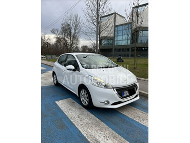 Peugeot 208 1.2
