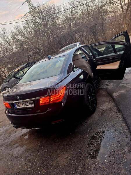 BMW 730 