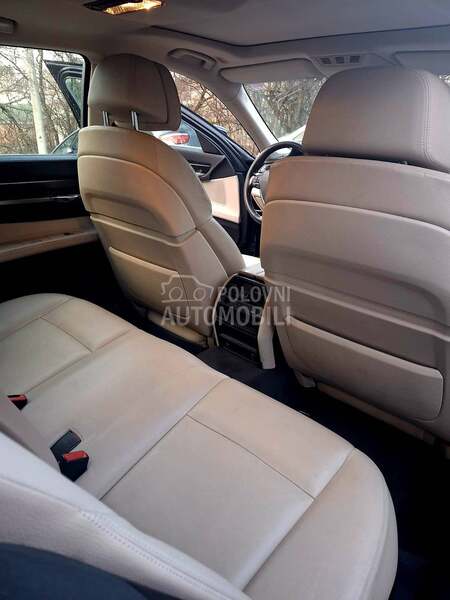 BMW 730 