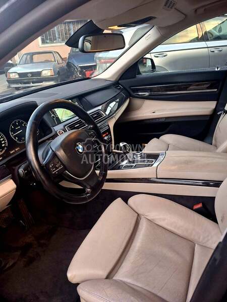 BMW 730 