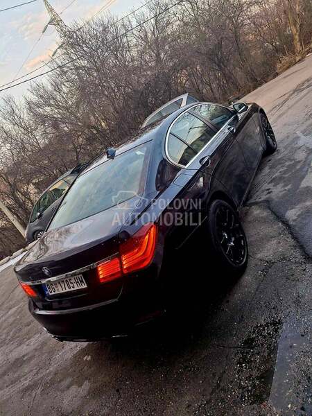 BMW 730 