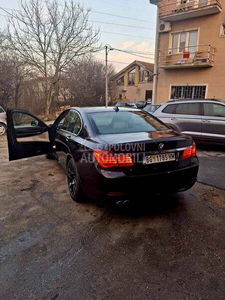 BMW 730 