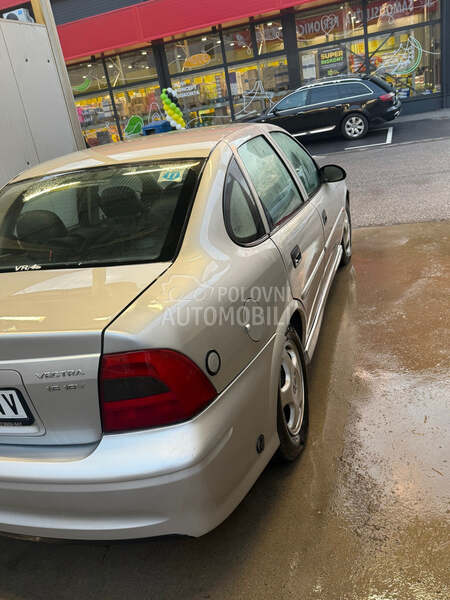 Opel Vectra B 